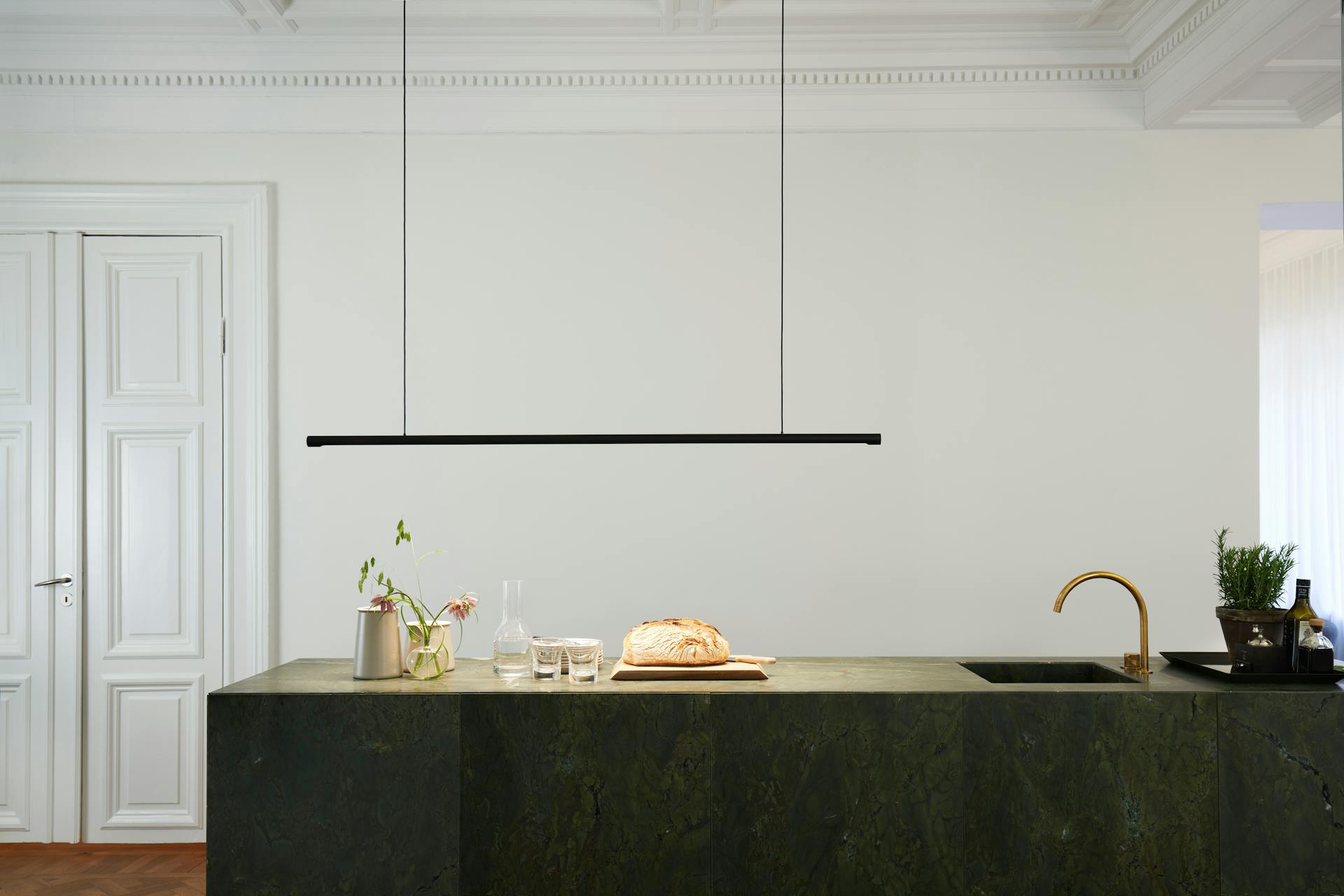 w181 Linier Pendant