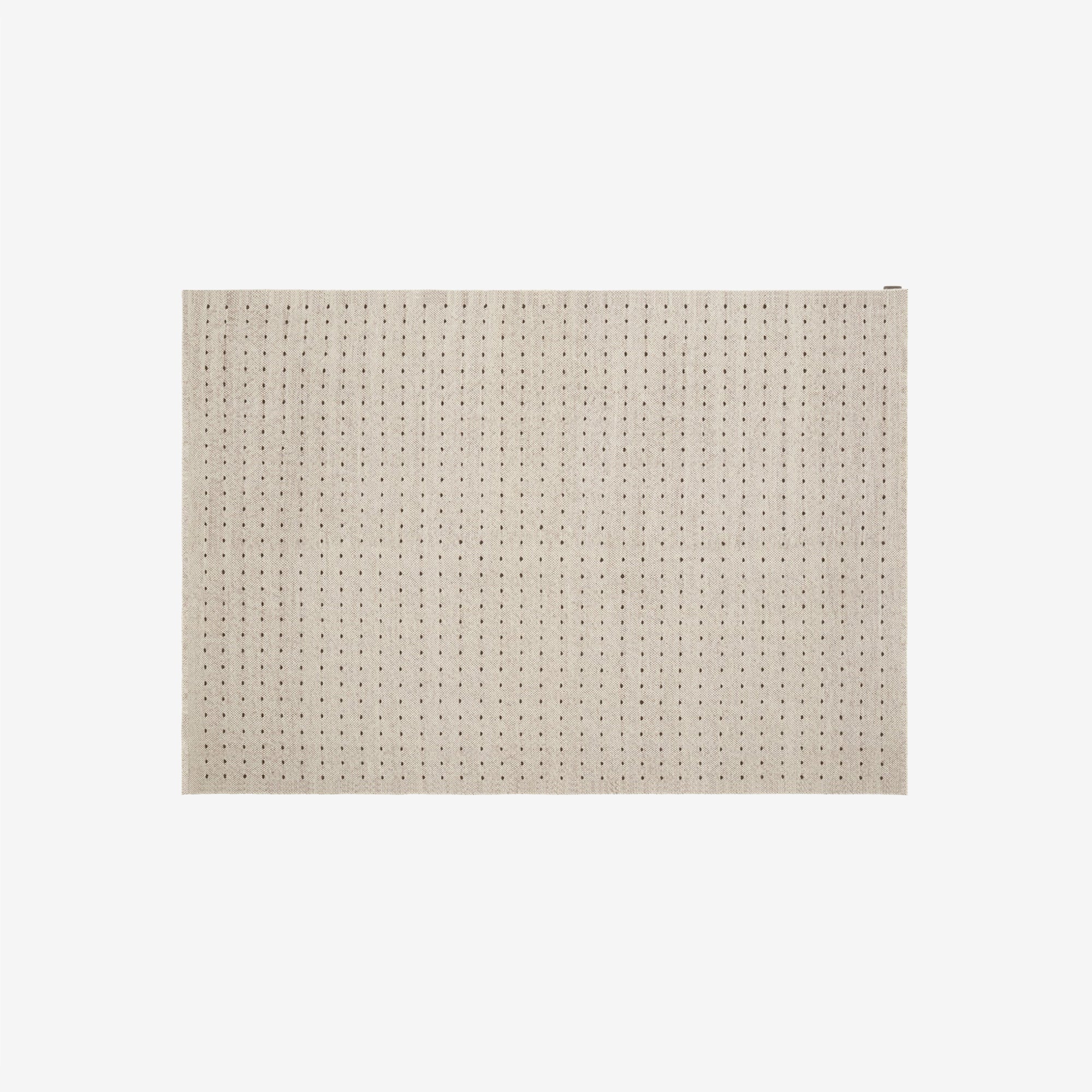 Yield Dot Without Fringes Rug