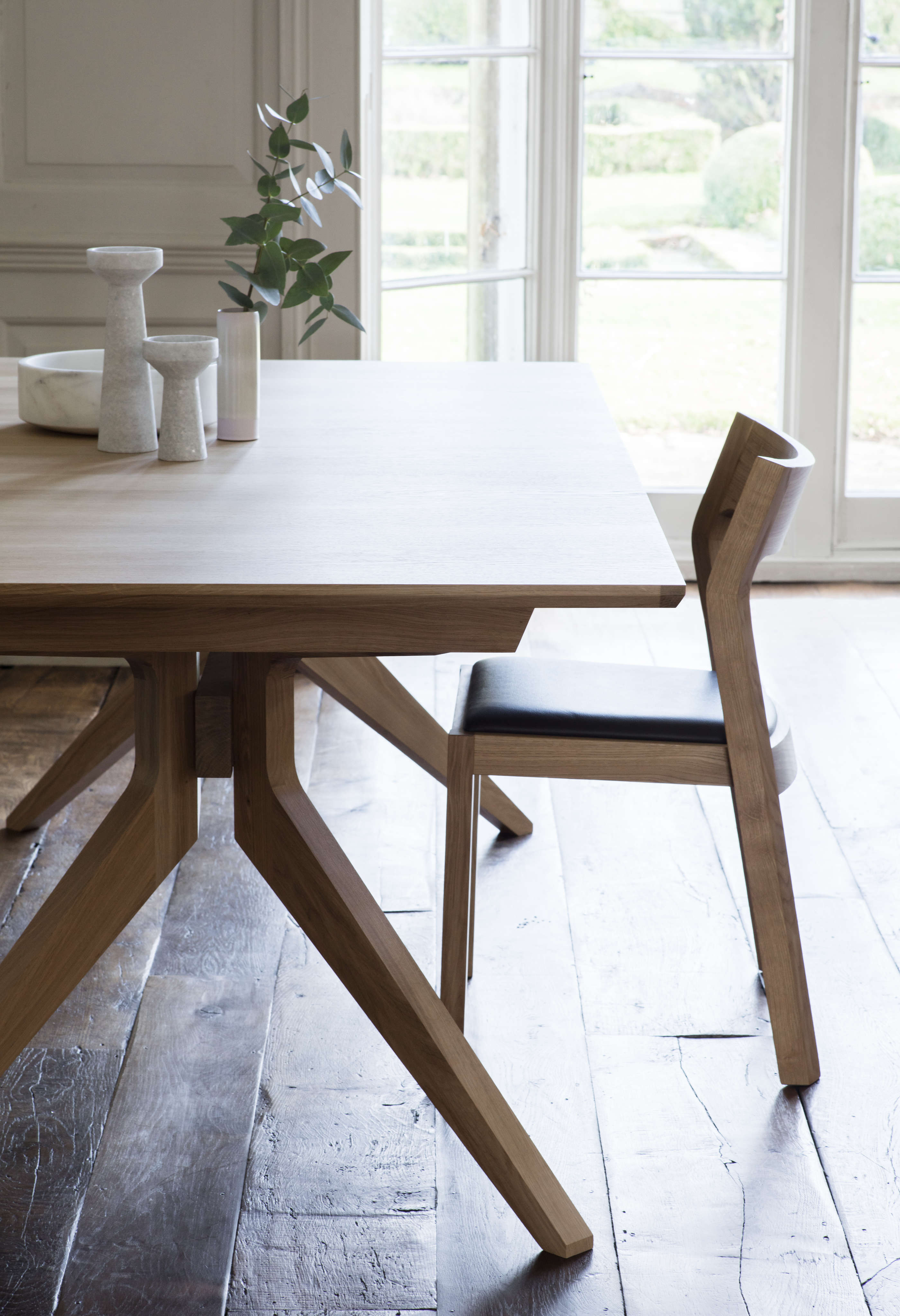 Case profile chair hotsell
