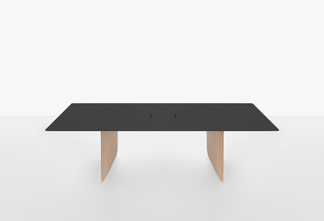 Fronda Table