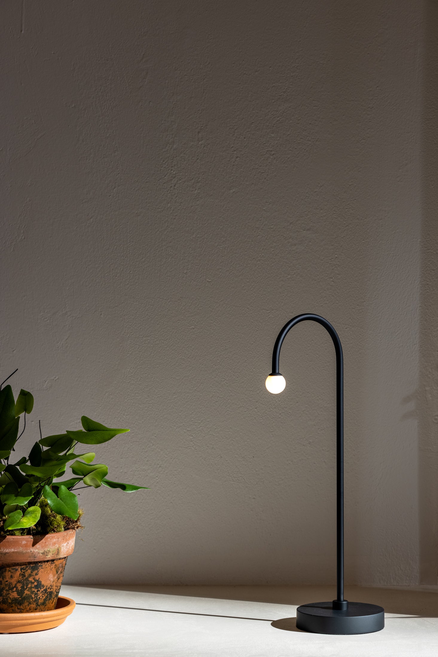 Arca Portable Lamp by Philippe Malouin – Matter Made