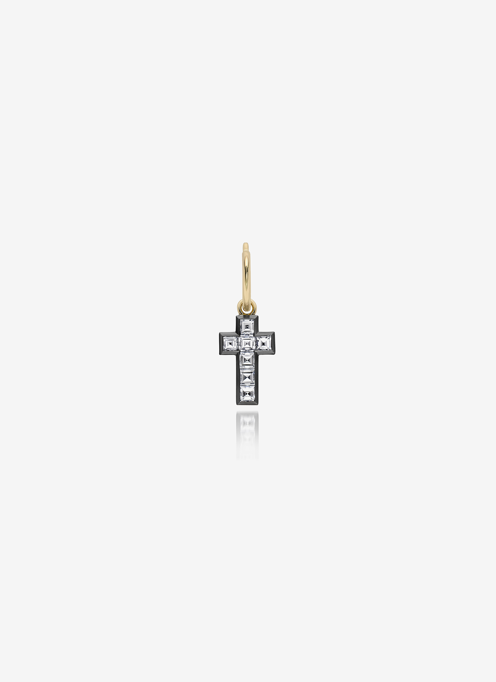 Lost Boys Carré-cut Diamond Cross Single Gypset Hoop Earring