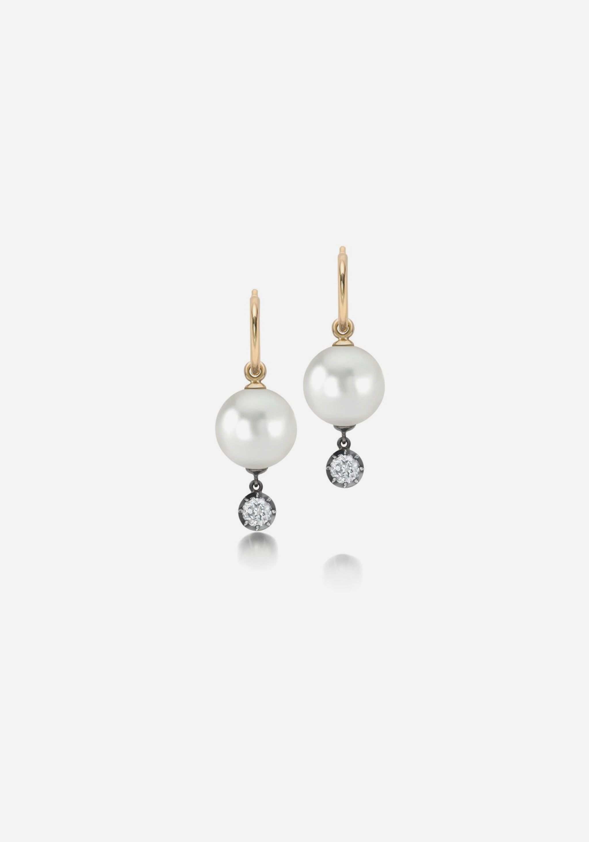 Signature Earrings - Pearl and 0.20ct Diamond Gypsets