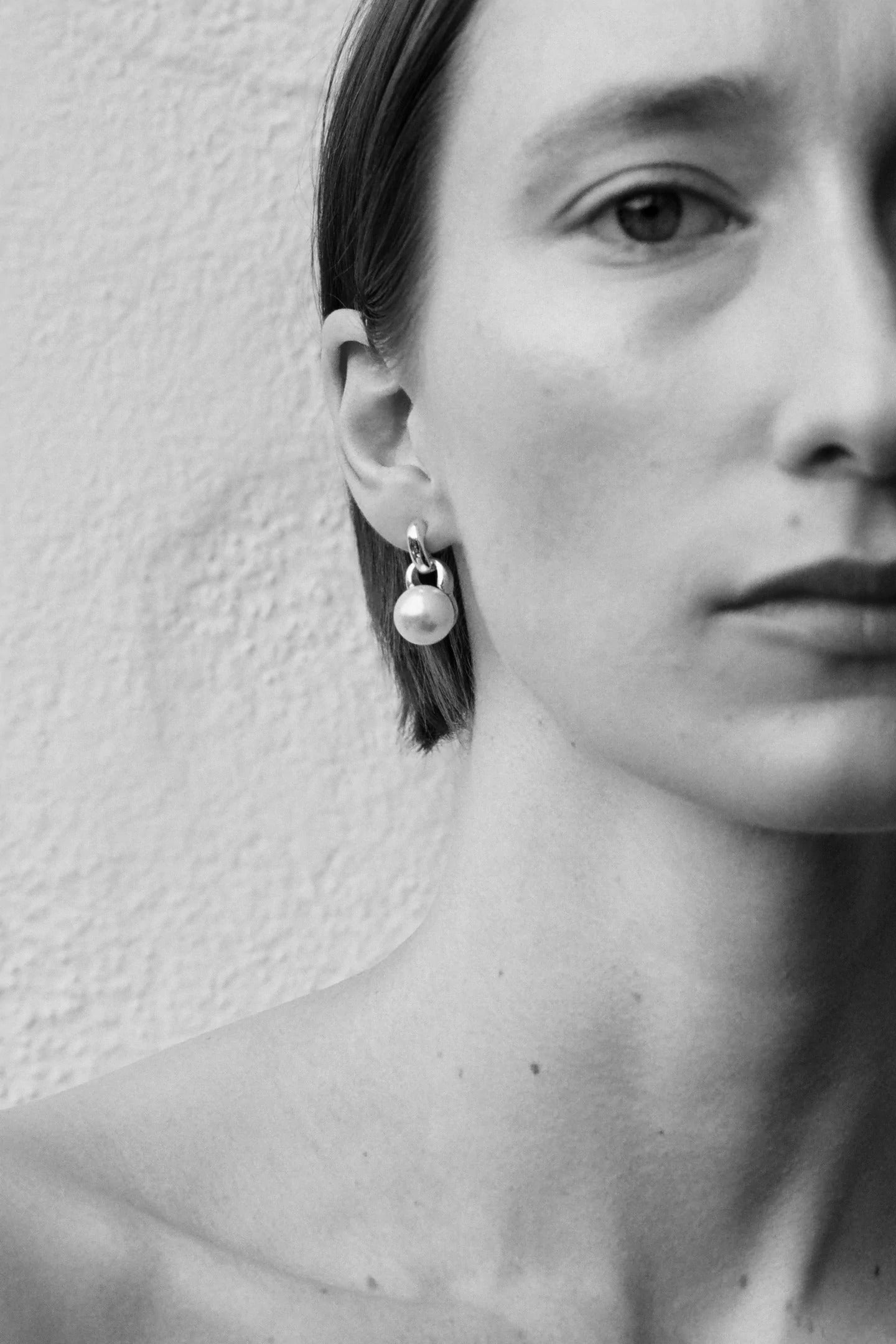 Everyday Pearl Earrings